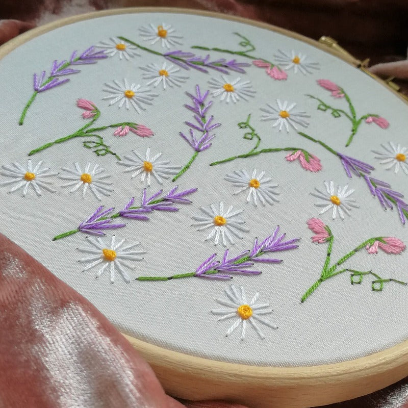 cottage garden flowers embroidery kit for beginners. adults craft kit with daisies, sweet peas and lavender wildflowers